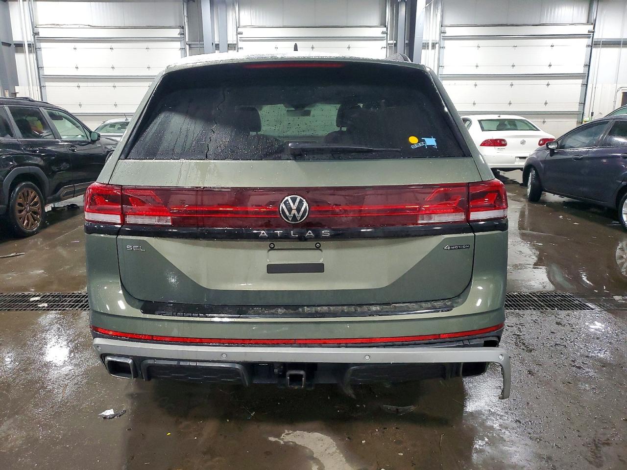 2024 VOLKSWAGEN ATLAS PEAK EDITION SEL photo 6