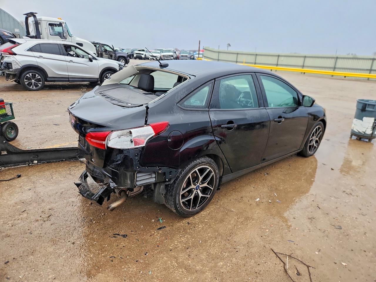 2018 FORD FOCUS SEL photo 3