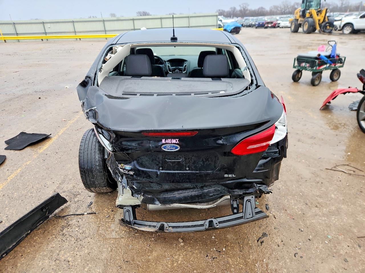 2018 FORD FOCUS SEL photo 6
