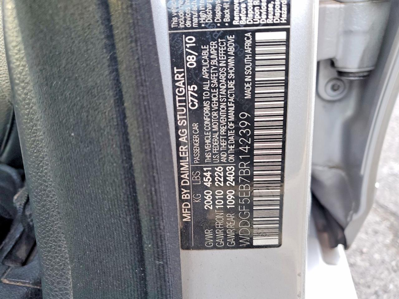 2011 MERCEDES-BENZ C 300 photo 12