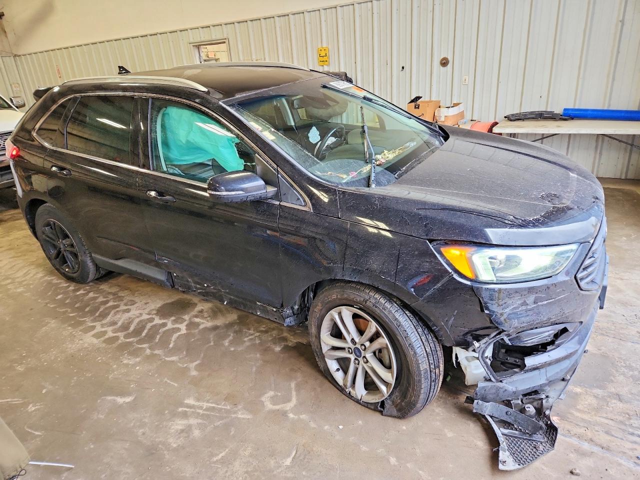 2019 FORD EDGE SEL photo 4