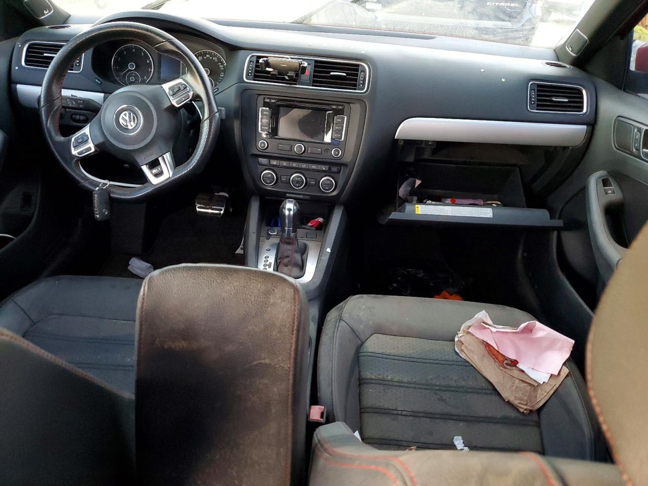 2014 VOLKSWAGEN JETTA GLI photo 8