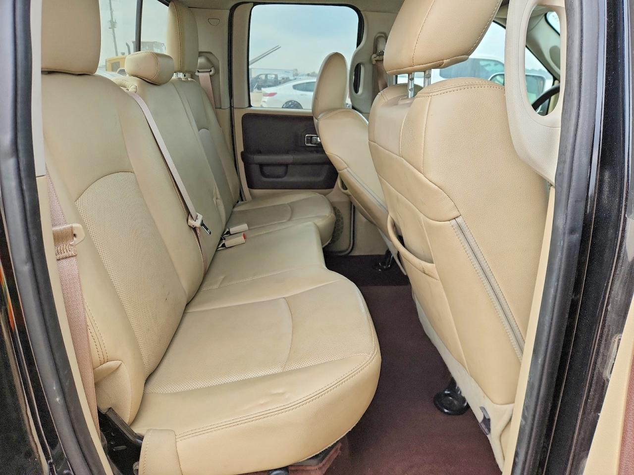 2013 RAM 1500 LARAMIE photo 10