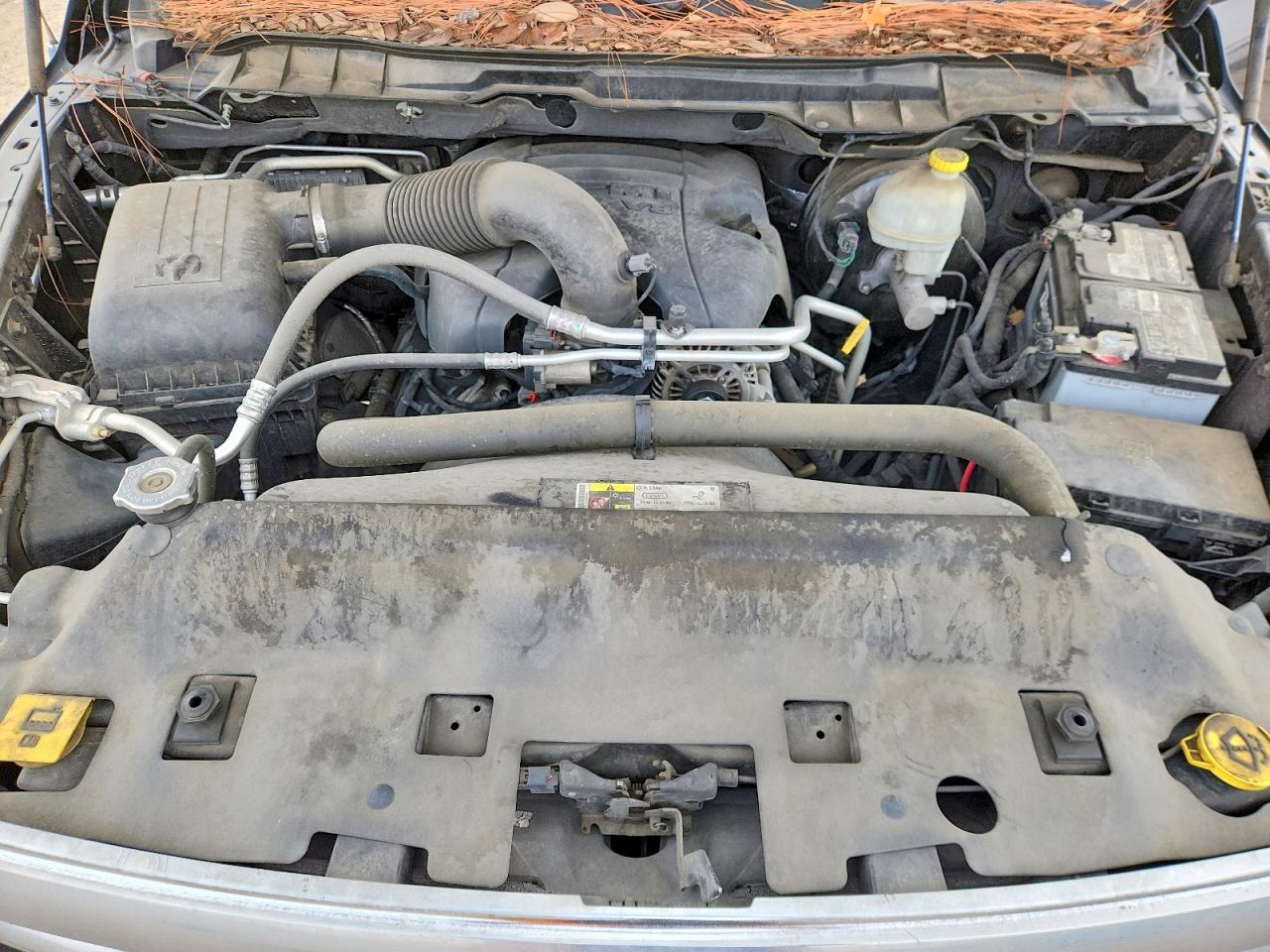2013 RAM 1500 LARAMIE photo 11