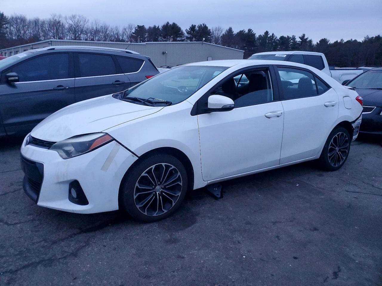2016 TOYOTA COROLLA