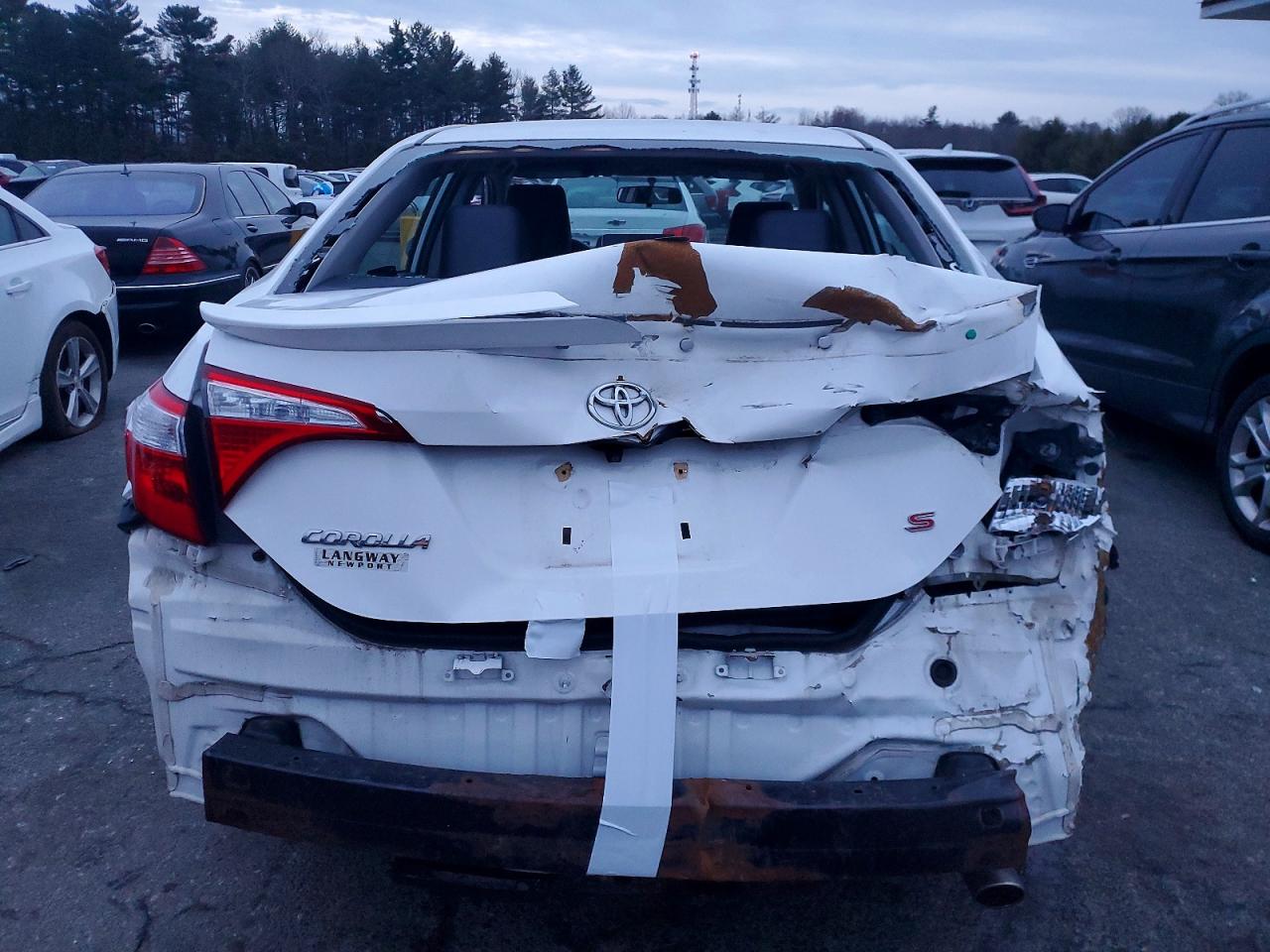 2016 TOYOTA COROLLA L photo 6