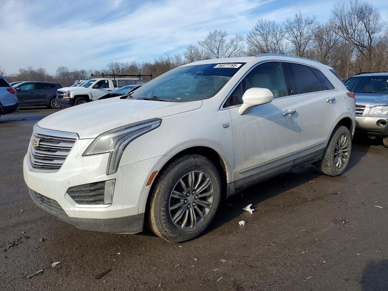 2017 CADILLAC XT5