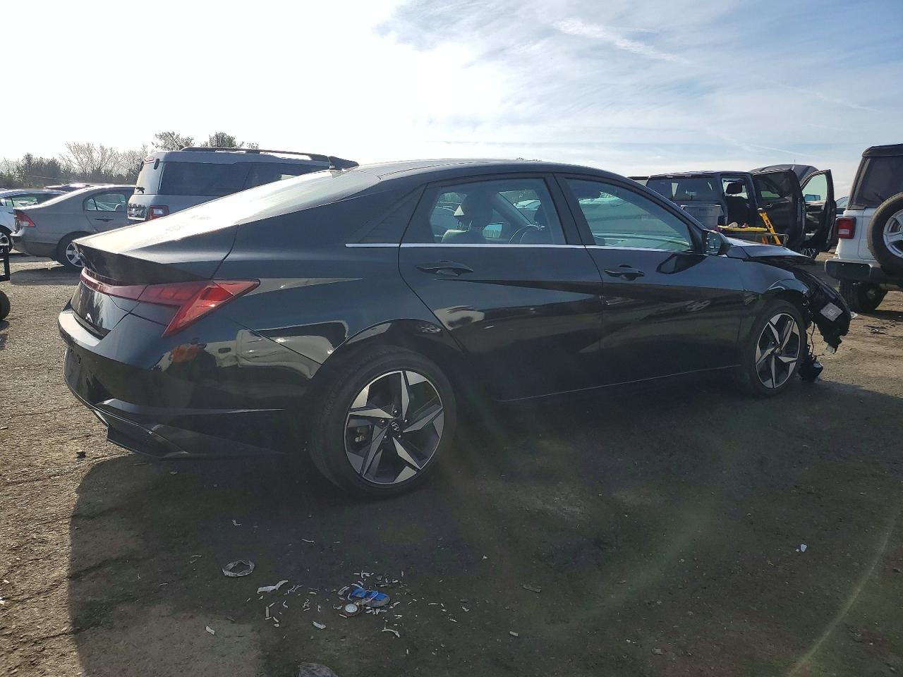 2023 HYUNDAI ELANTRA LIMITED photo 3