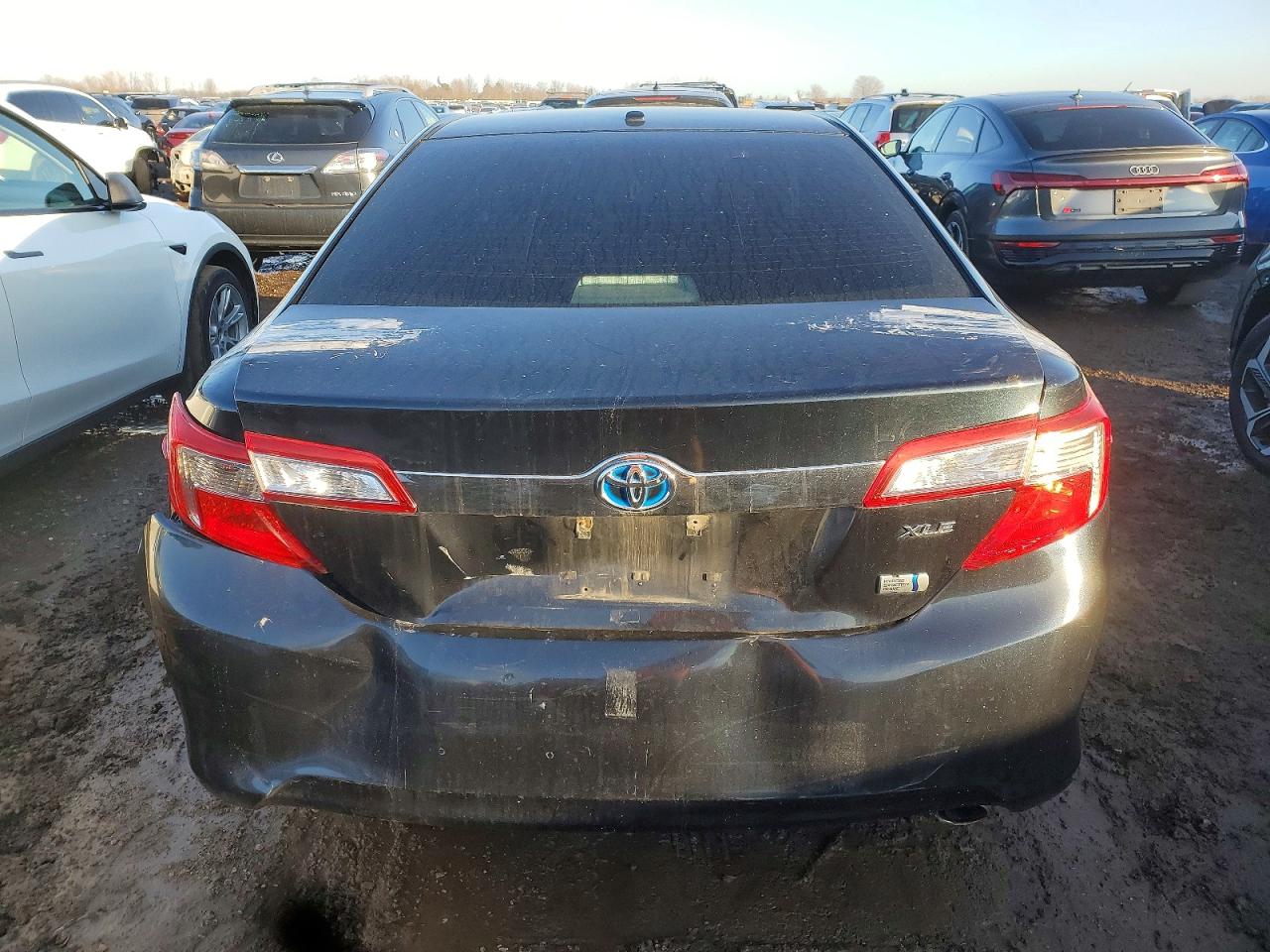 2014 TOYOTA CAMRY HYBRID photo 6