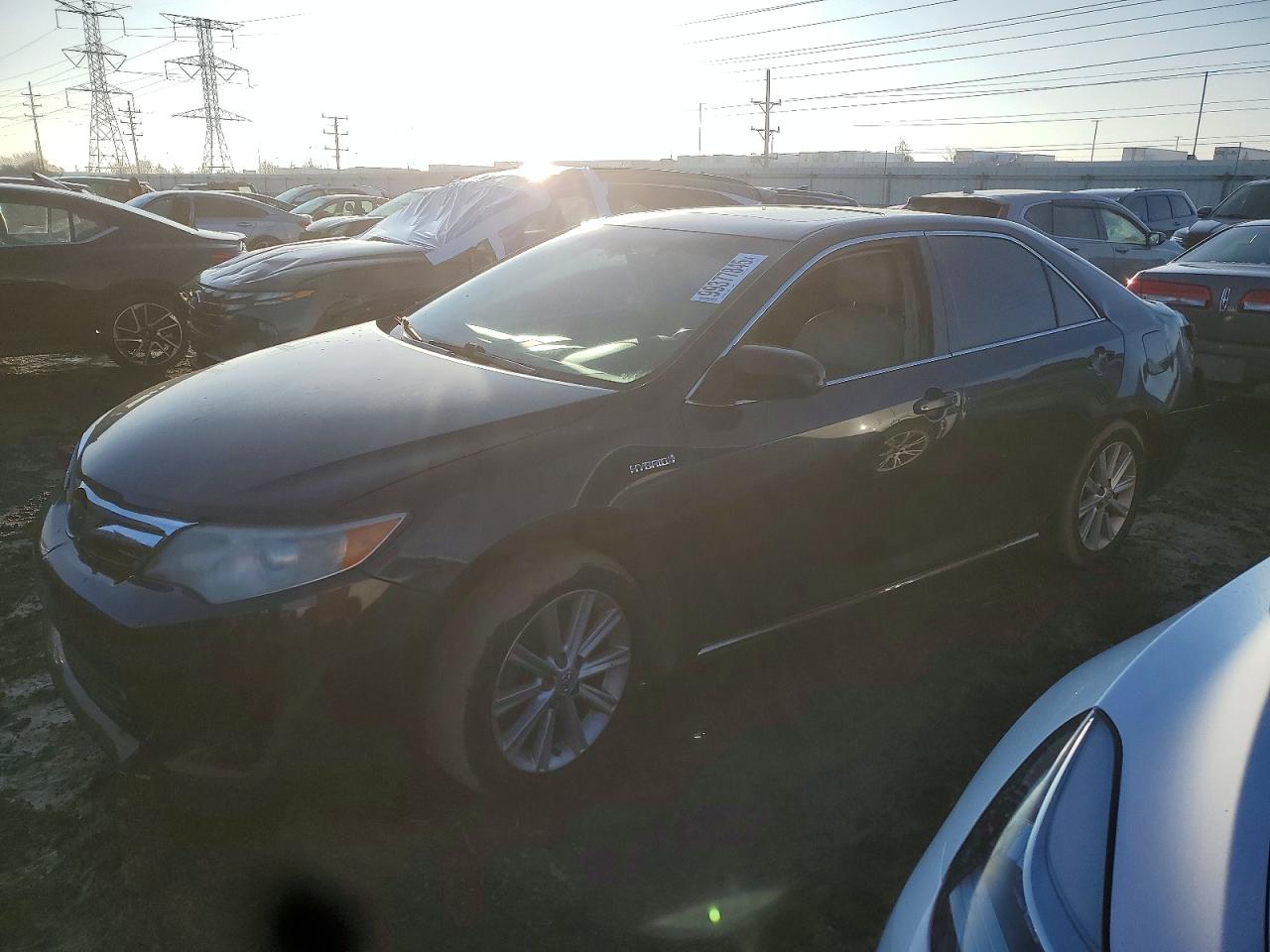 2014 TOYOTA CAMRY