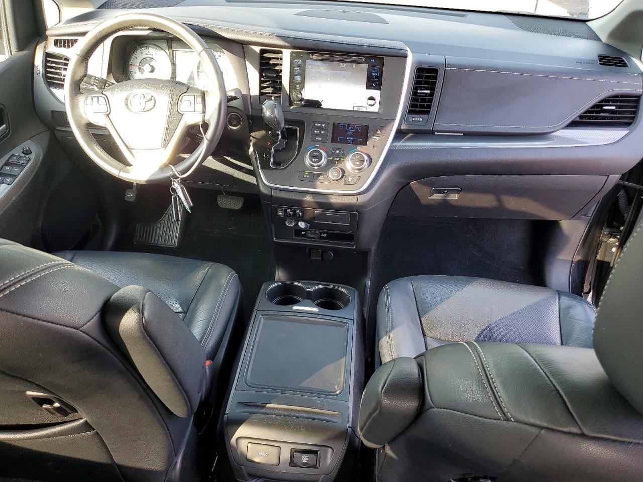 2015 TOYOTA SIENNA SPORT photo 8