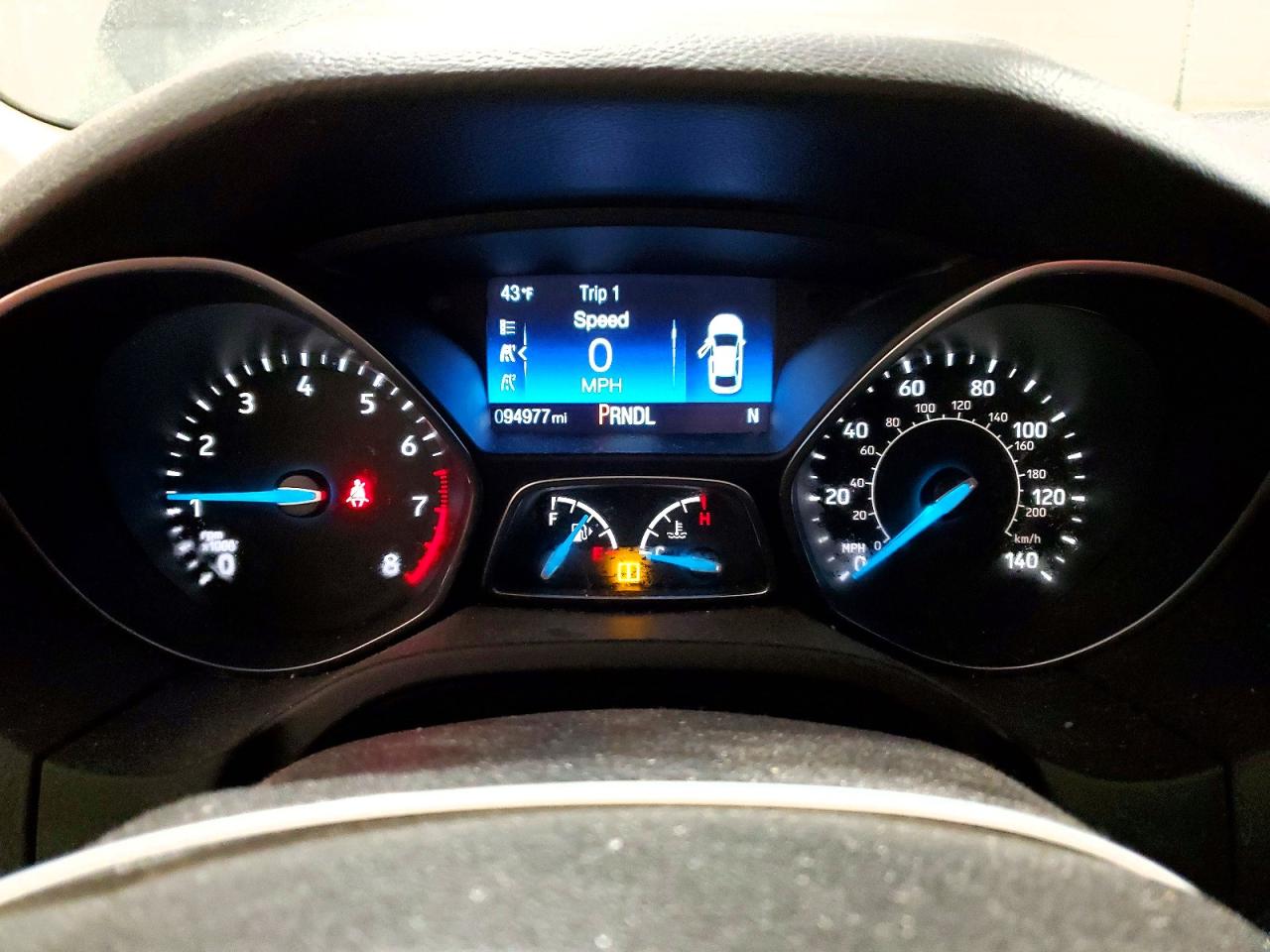 2018 FORD FOCUS SE photo 9