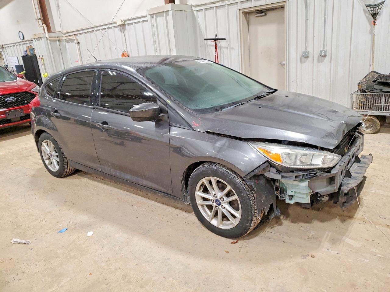 2018 FORD FOCUS SE photo 4