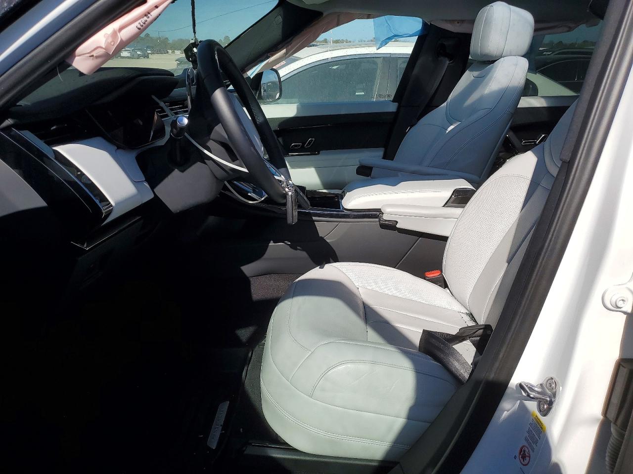 2024 LAND ROVER RANGE ROVER SPORT SE photo 7