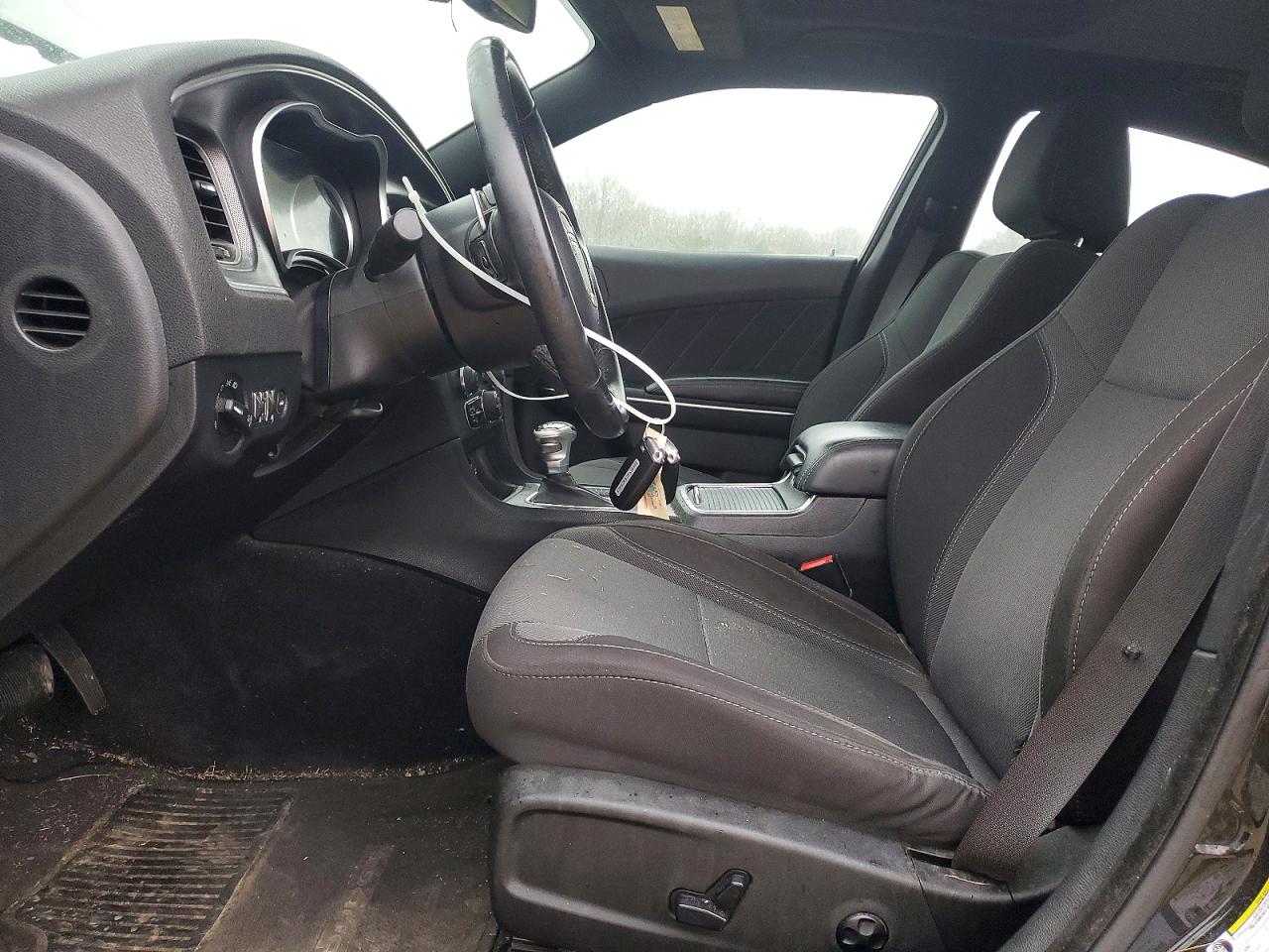 2015 DODGE CHARGER SXT photo 7