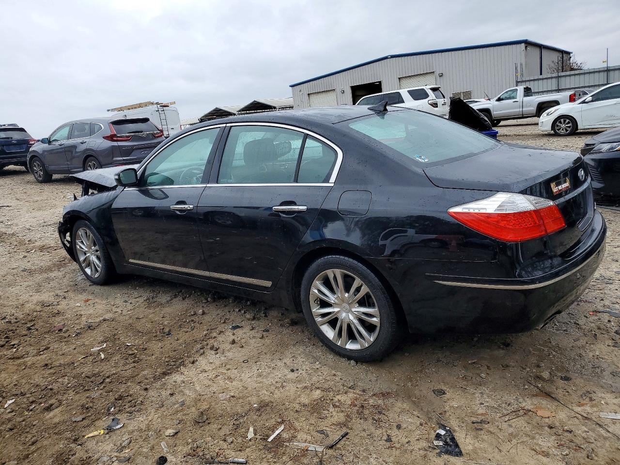 2011 HYUNDAI GENESIS 4.6L photo 2