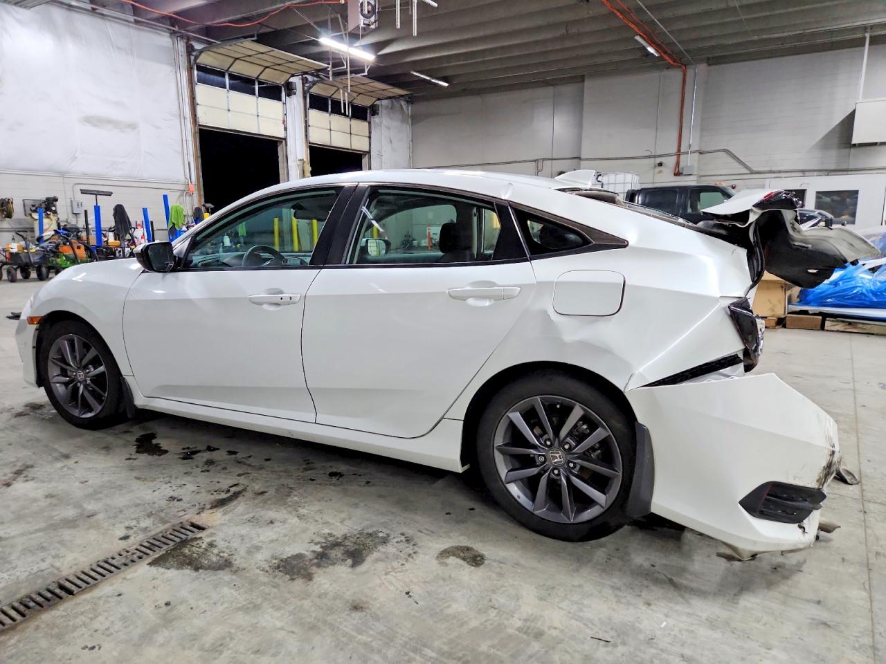 2020 HONDA CIVIC EX photo 2