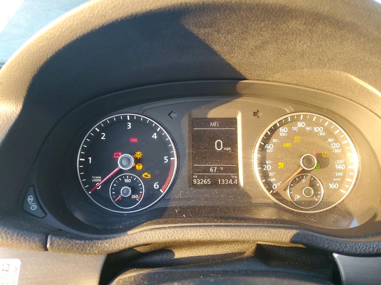 2014 VOLKSWAGEN PASSAT SE photo 9