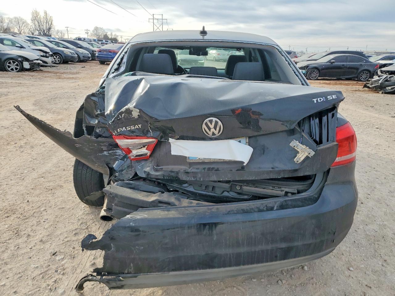 2014 VOLKSWAGEN PASSAT SE photo 6