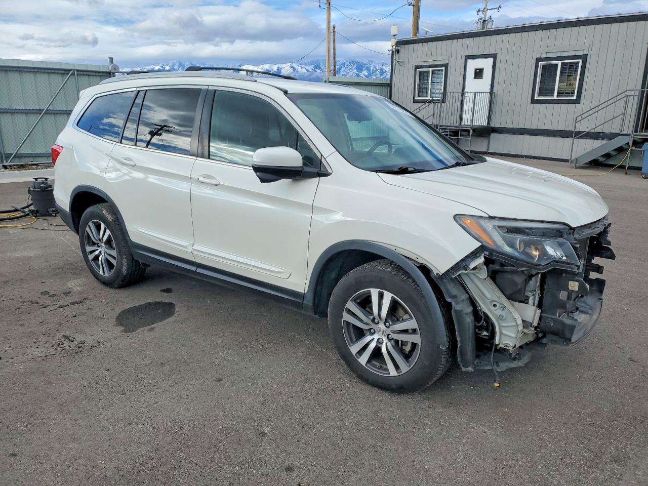 2016 HONDA PILOT EX photo 7