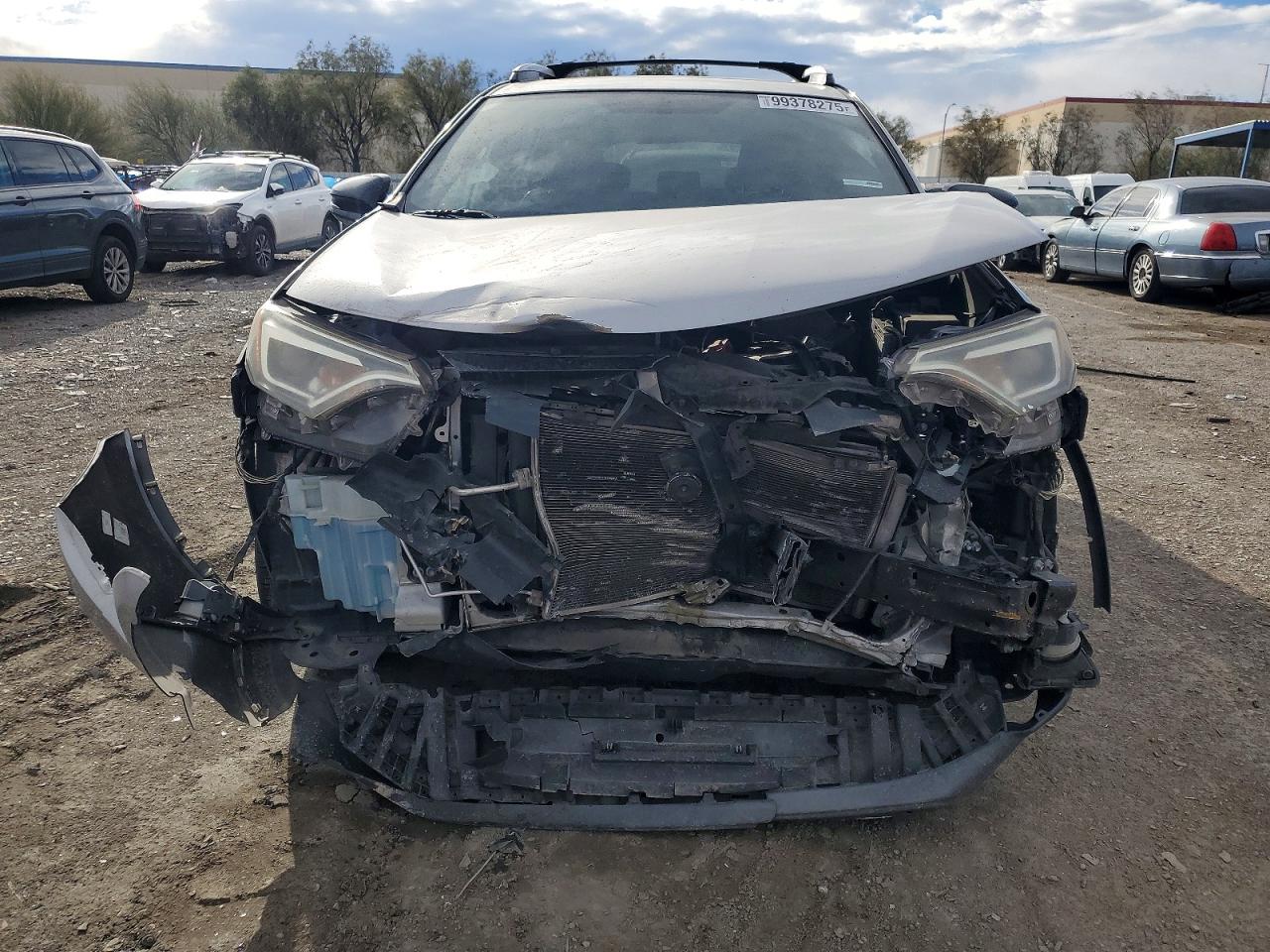 2016 TOYOTA RAV4 SE photo 5