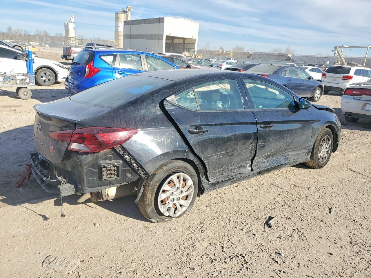 2019 HYUNDAI ELANTRA SE photo 3