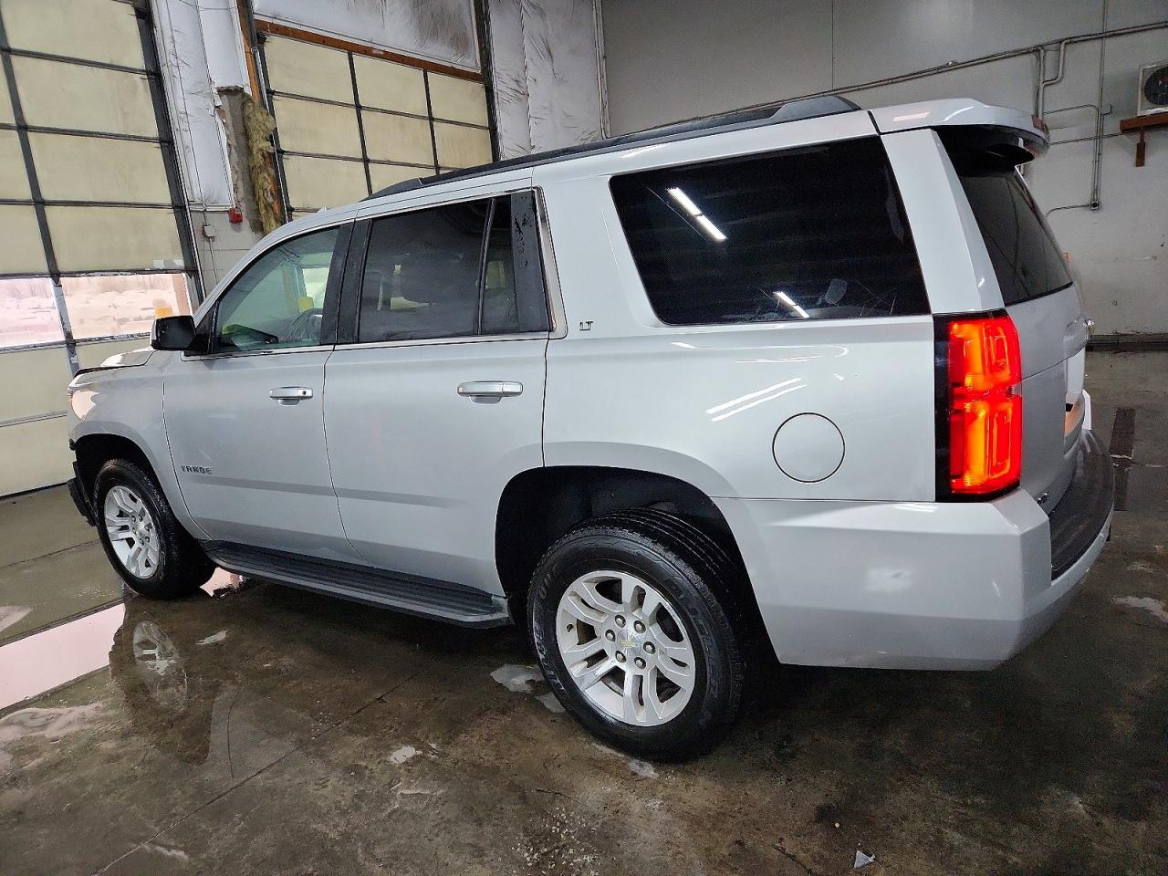 2017 CHEVROLET TAHOE K1500 LT photo 2