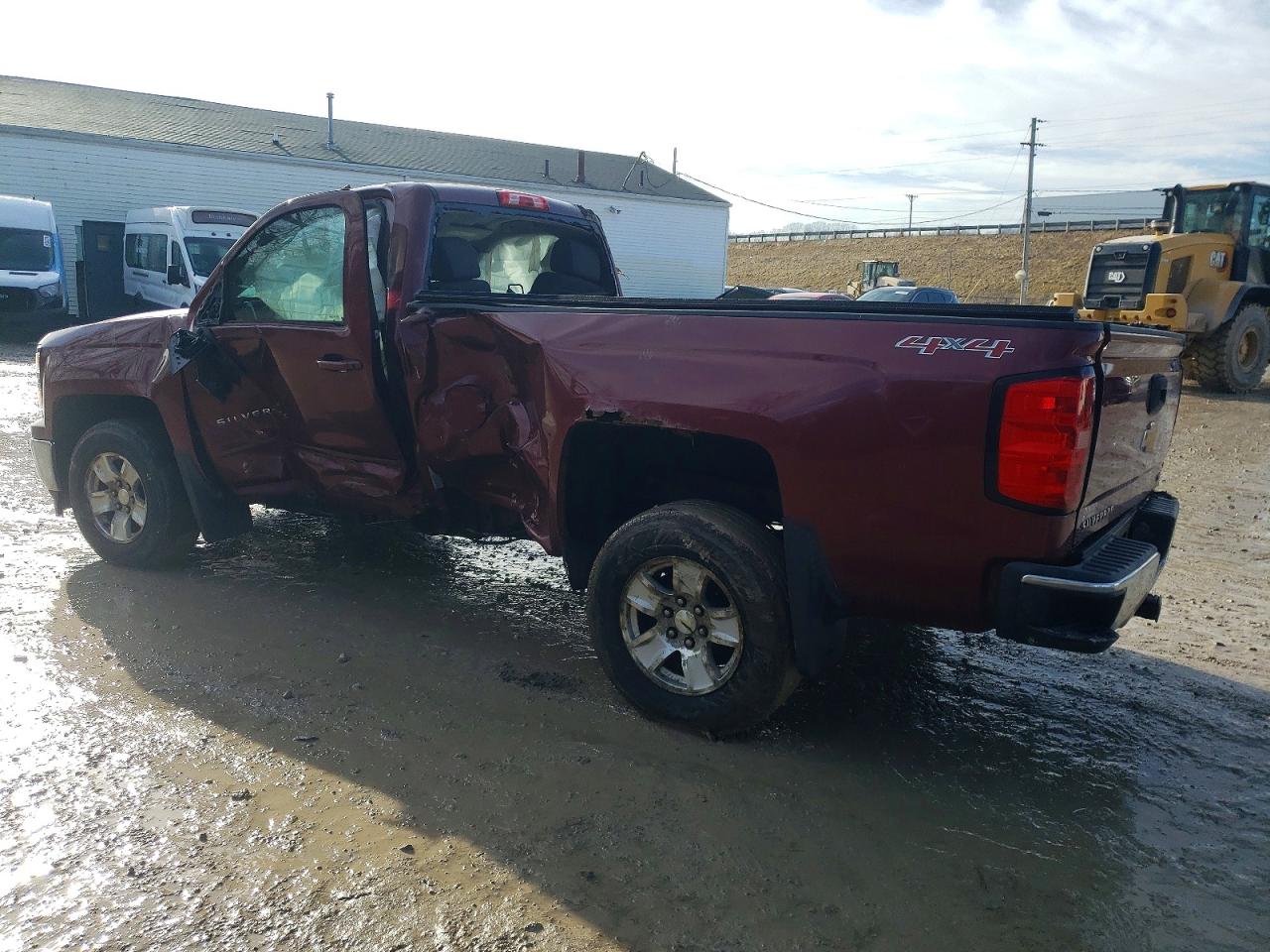2015 CHEVROLET SILVERADO K1500 LT photo 2