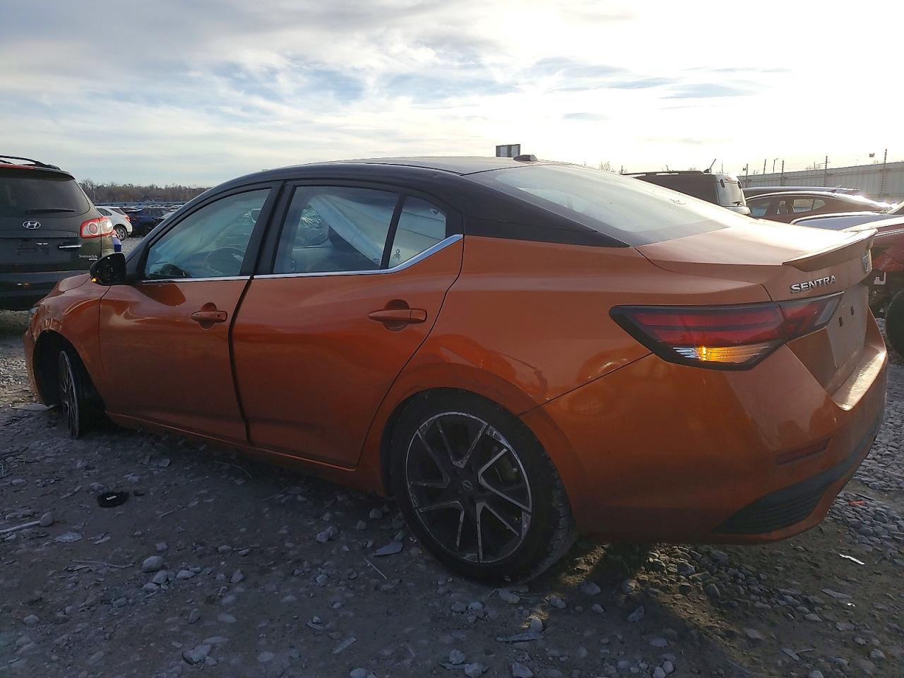 2024 NISSAN SENTRA SR photo 2