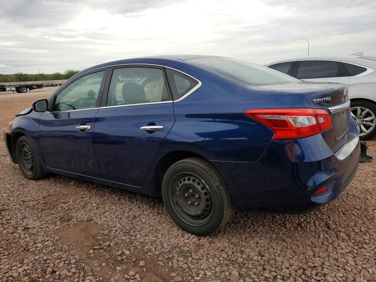 2019 NISSAN SENTRA S photo 2