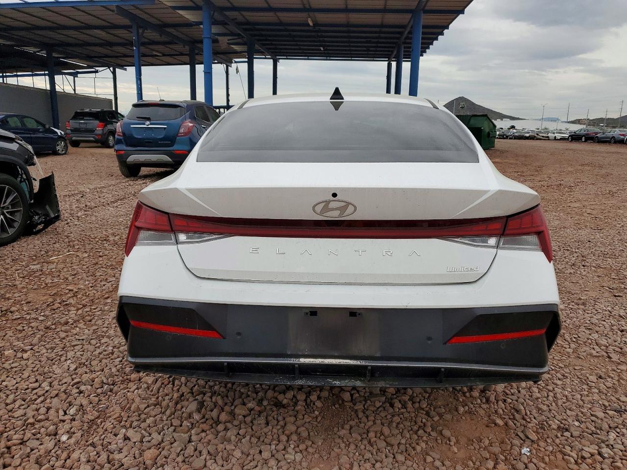 2024 HYUNDAI ELANTRA LIMITED photo 6