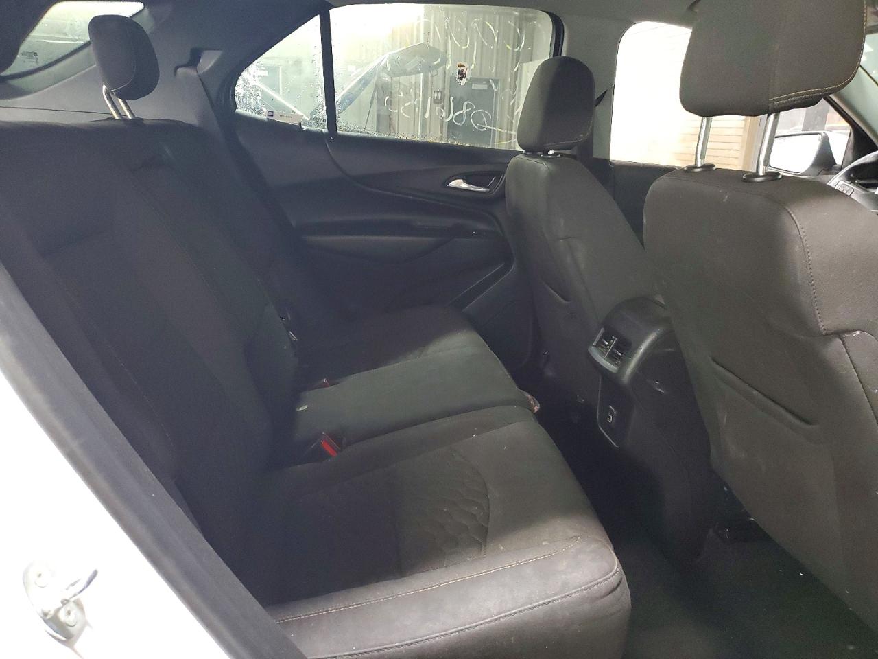 2020 CHEVROLET EQUINOX LT photo 10