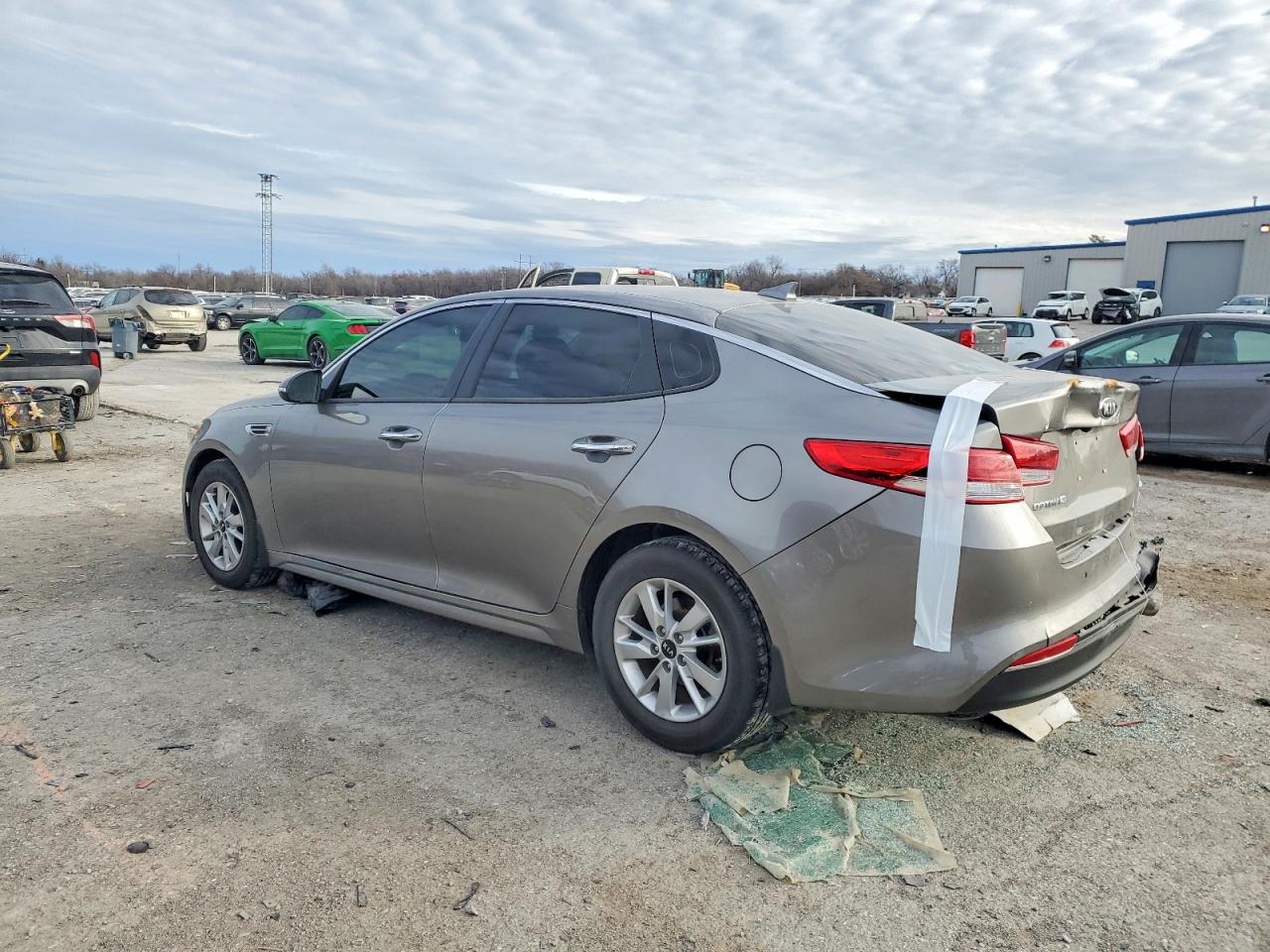 2018 KIA OPTIMA LX photo 3