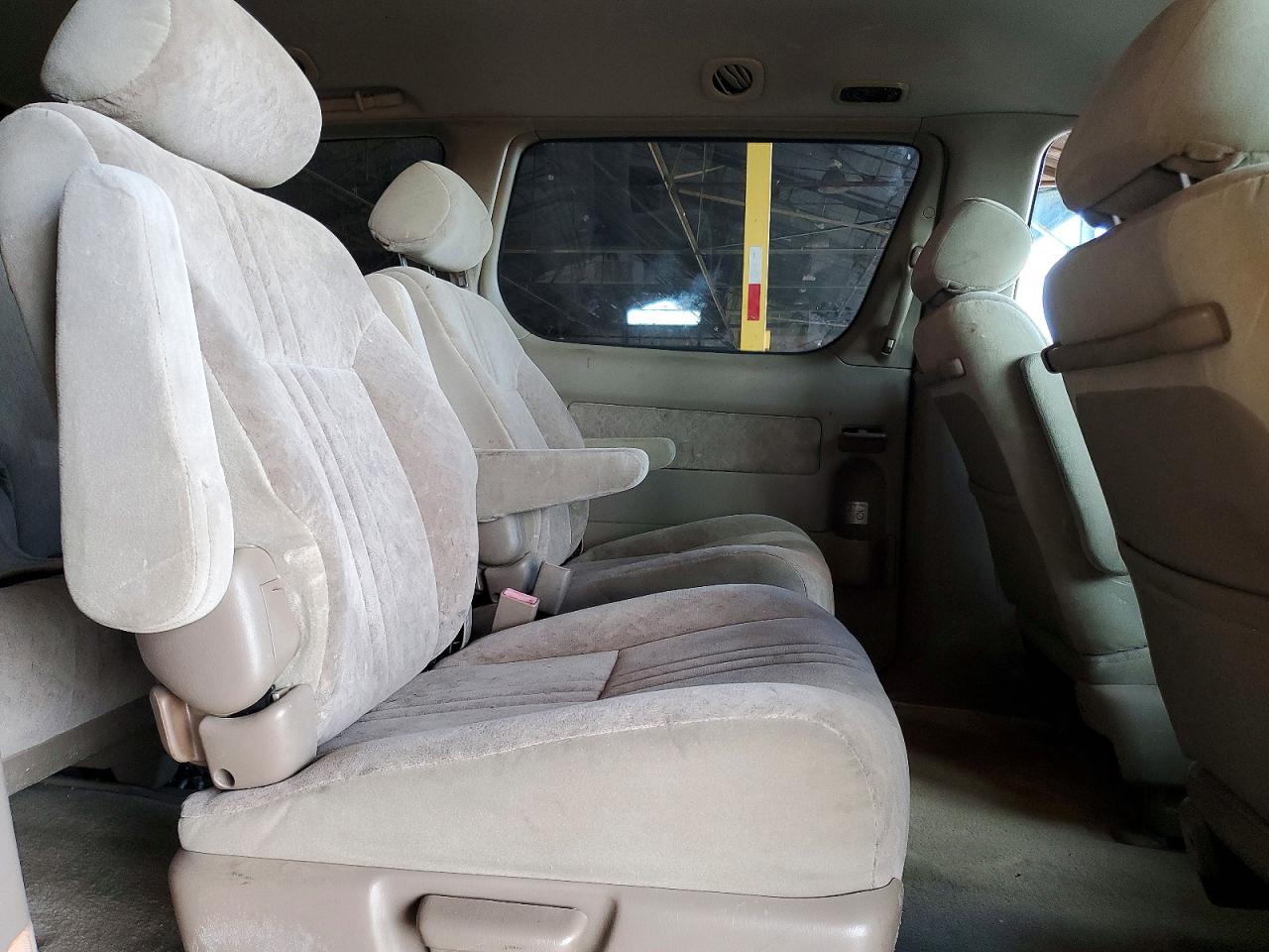 2000 TOYOTA SIENNA LE photo 11