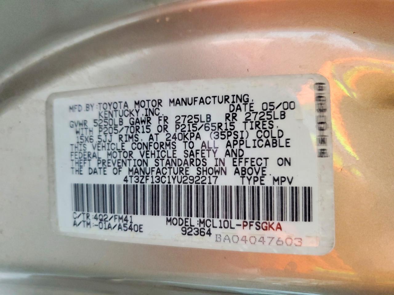 2000 TOYOTA SIENNA LE photo 13
