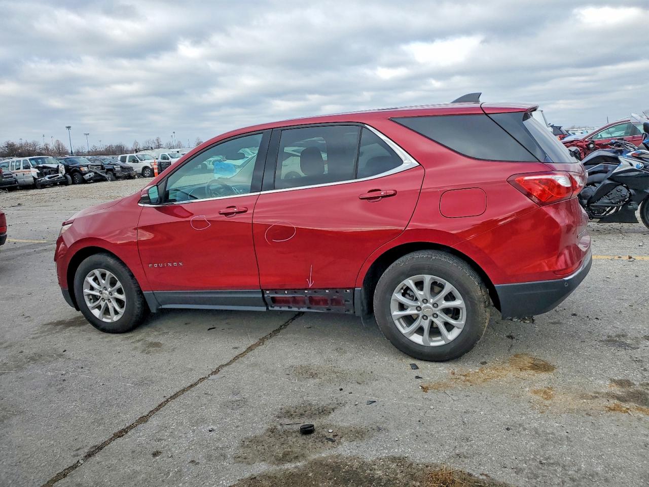 2019 CHEVROLET EQUINOX LT photo 2