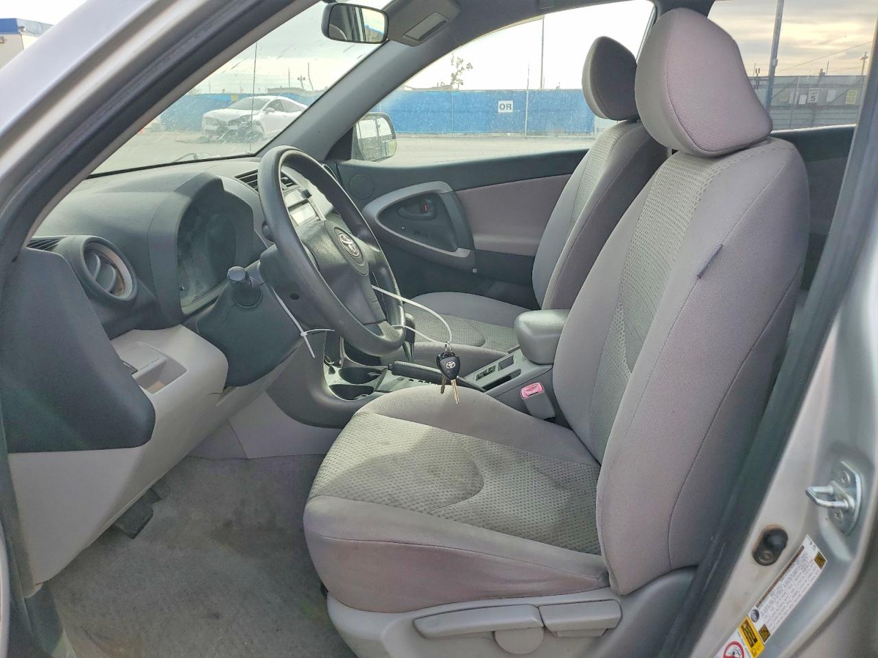 2007 TOYOTA RAV4 photo 7