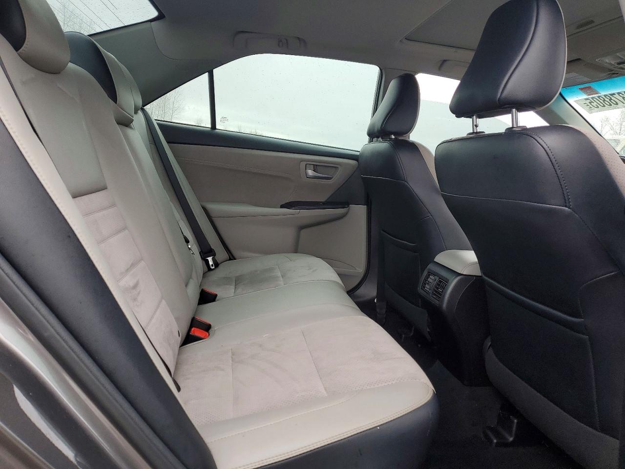 2017 TOYOTA CAMRY LE photo 10