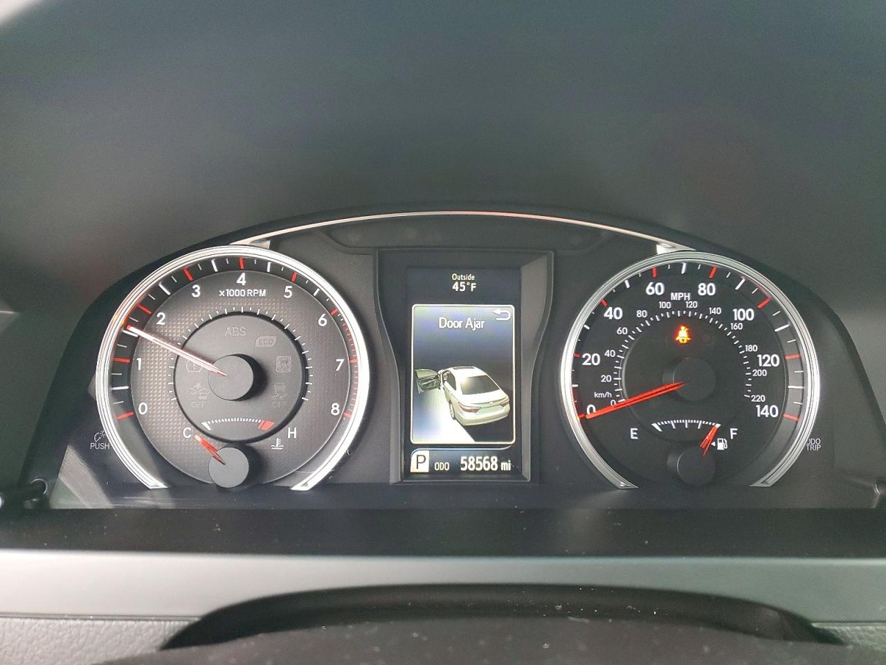 2017 TOYOTA CAMRY LE photo 9