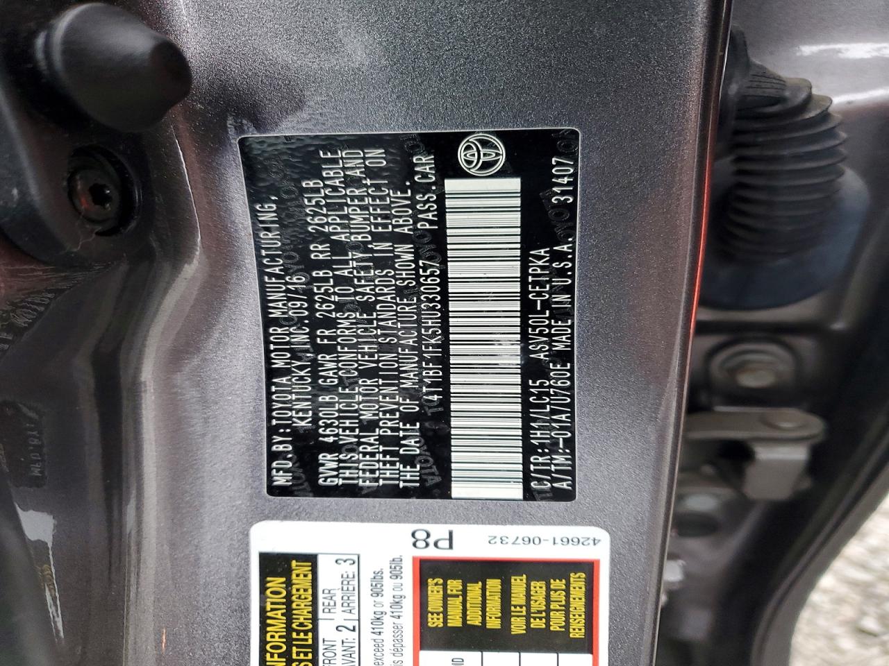 2017 TOYOTA CAMRY LE photo 12