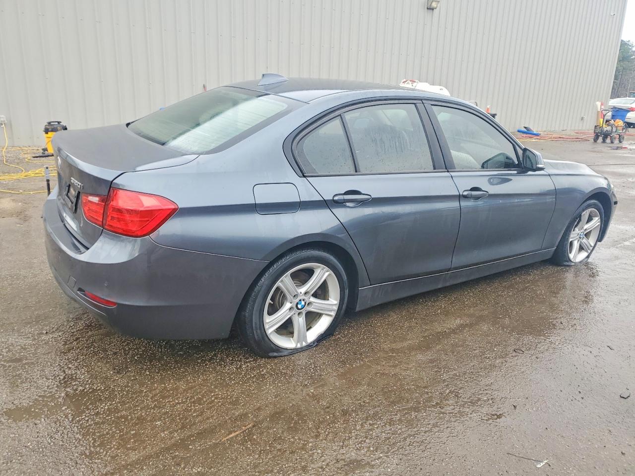 2015 BMW 320 I photo 3