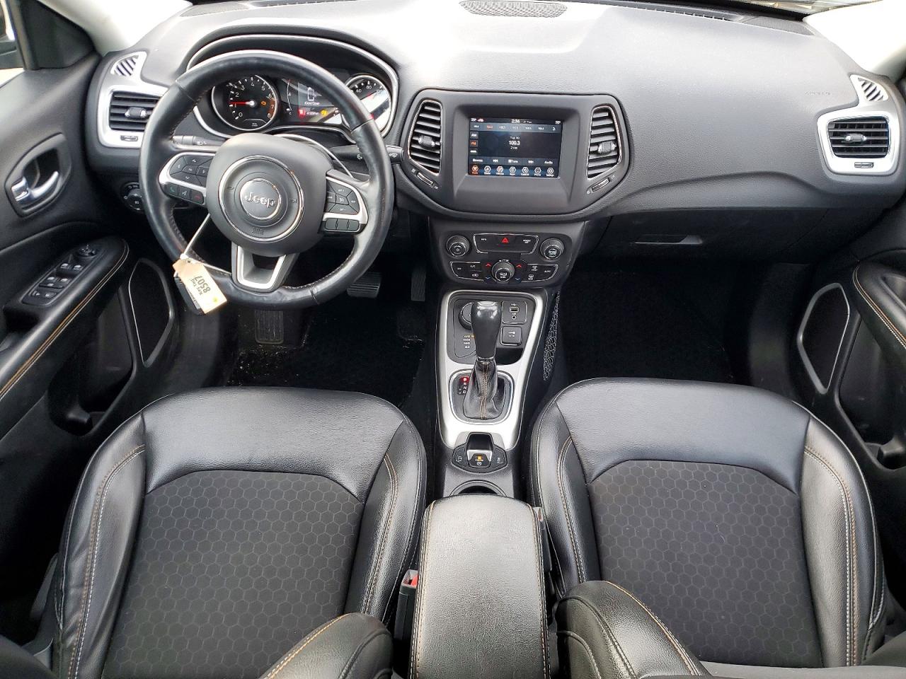 2019 JEEP COMPASS LATITUDE photo 8