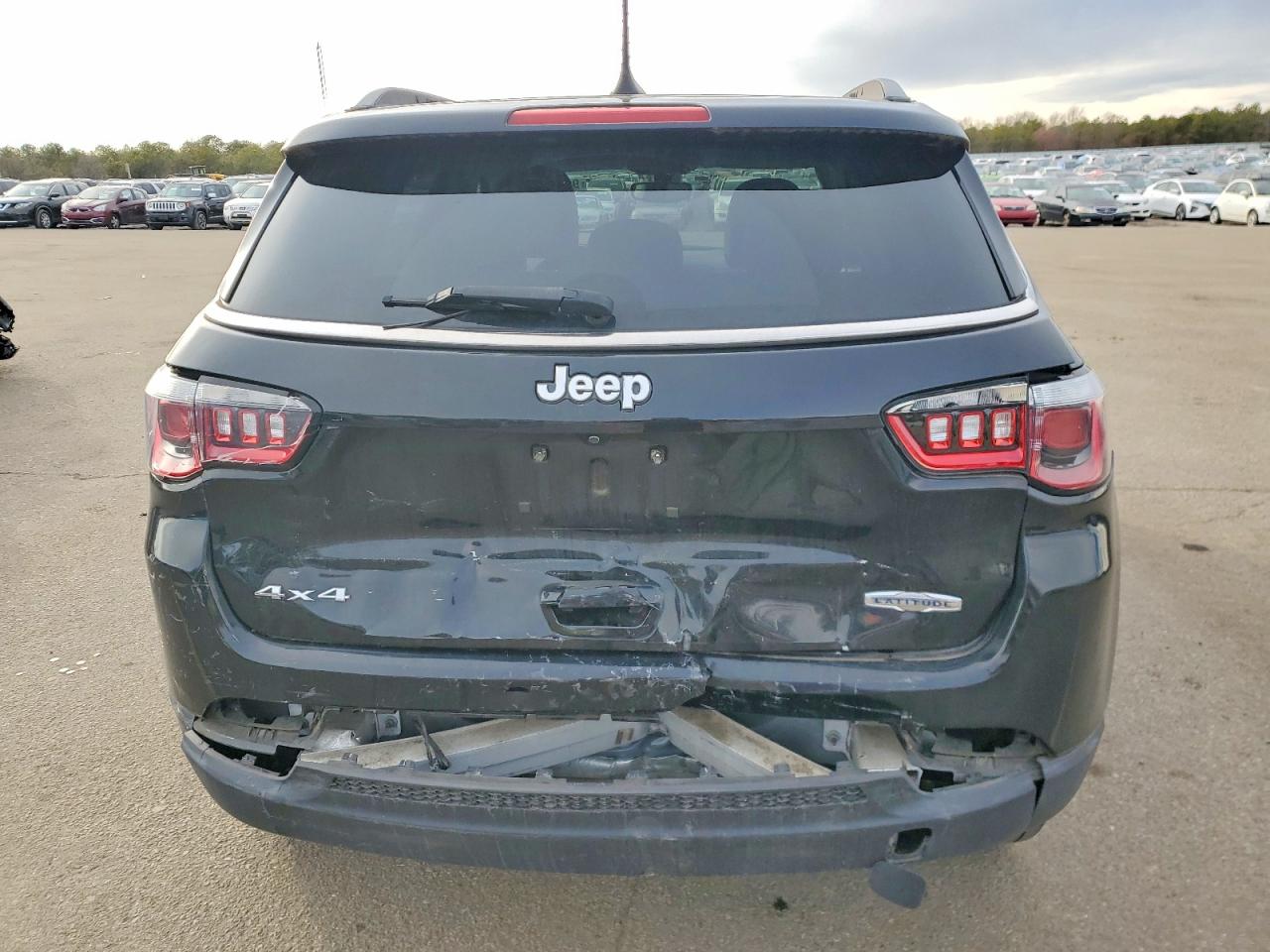 2019 JEEP COMPASS LATITUDE photo 6