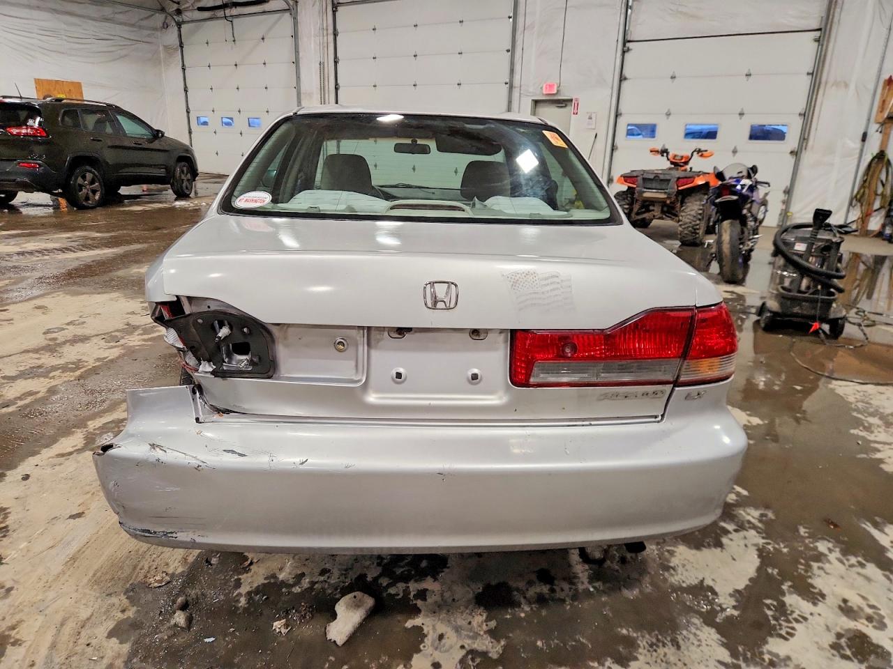 2002 HONDA ACCORD LX photo 6