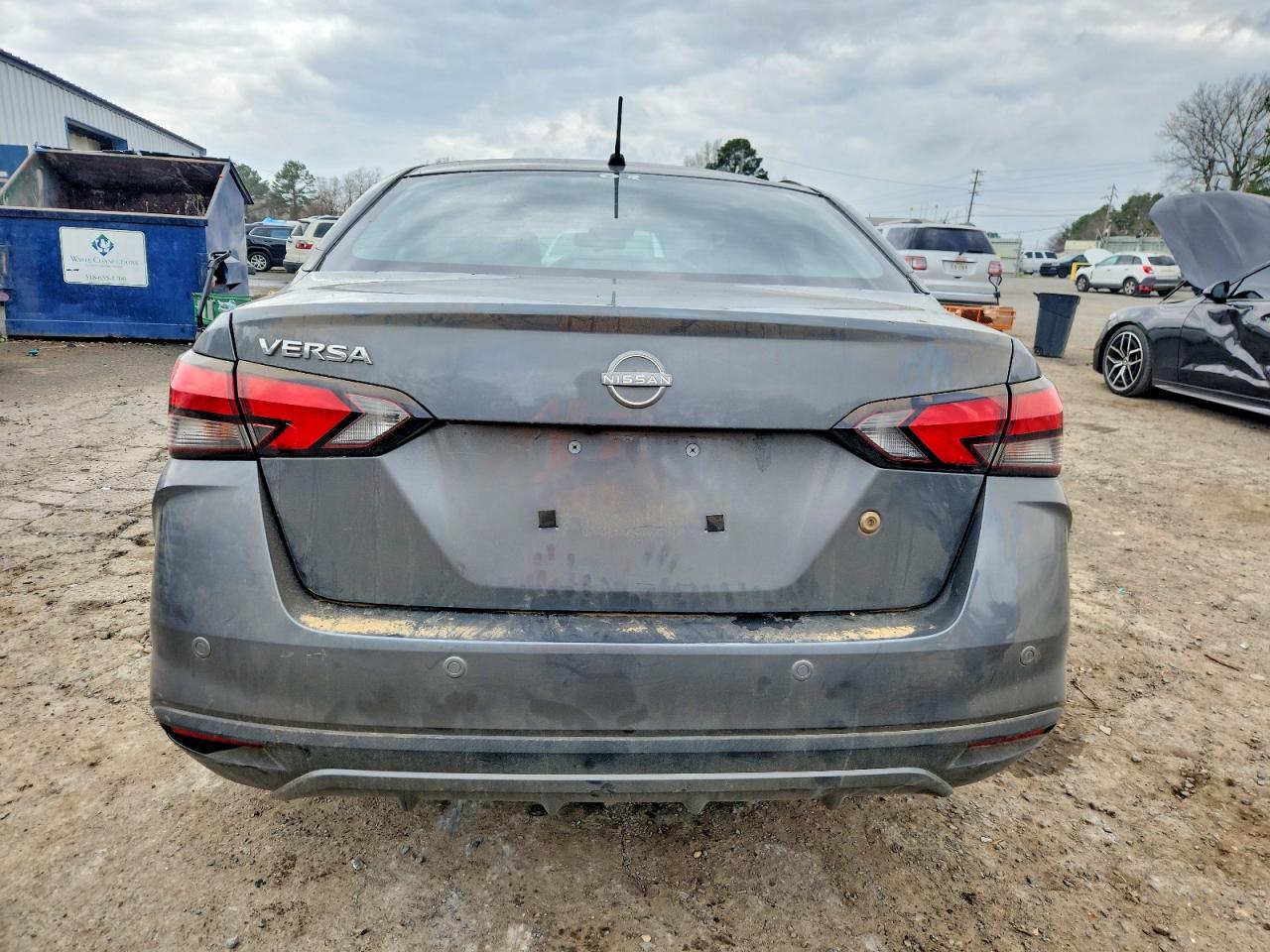 2025 NISSAN VERSA S photo 6