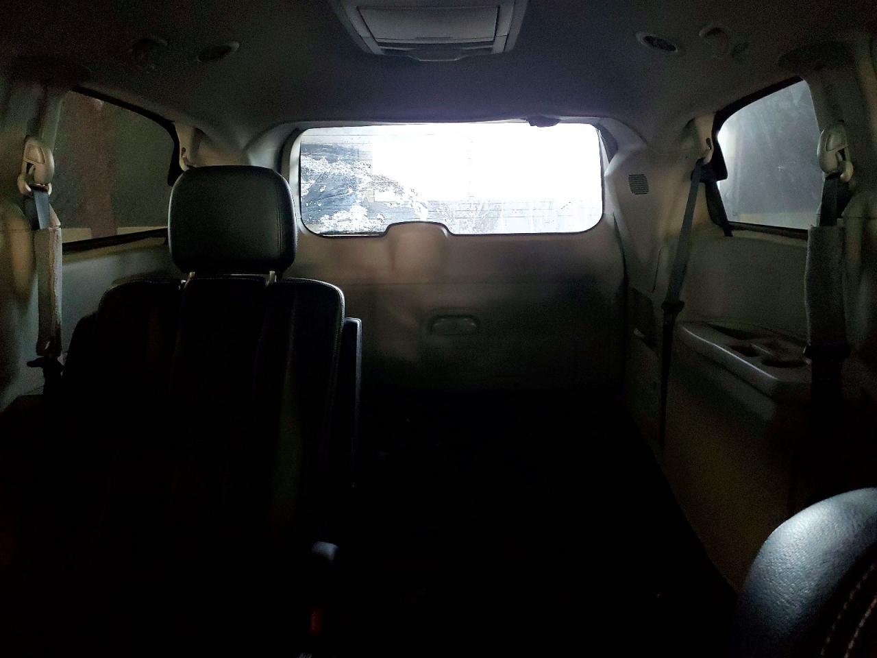 2012 CHRYSLER TOWN & COUNTRY TOURING photo 19