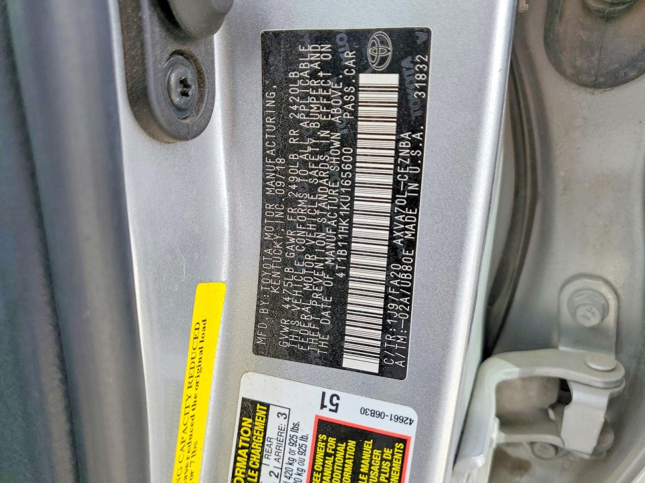 2019 TOYOTA CAMRY L photo 13