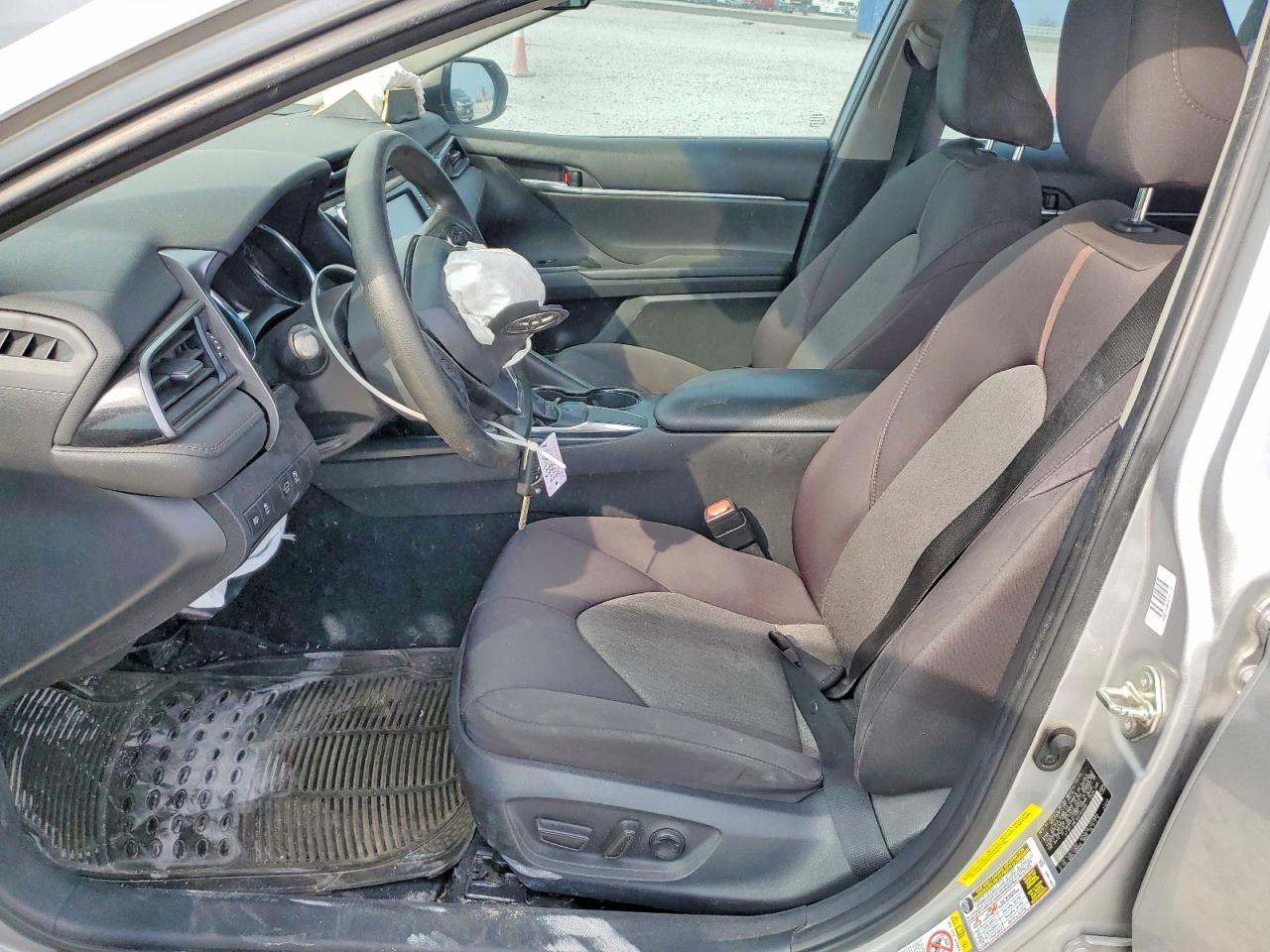 2019 TOYOTA CAMRY L photo 7