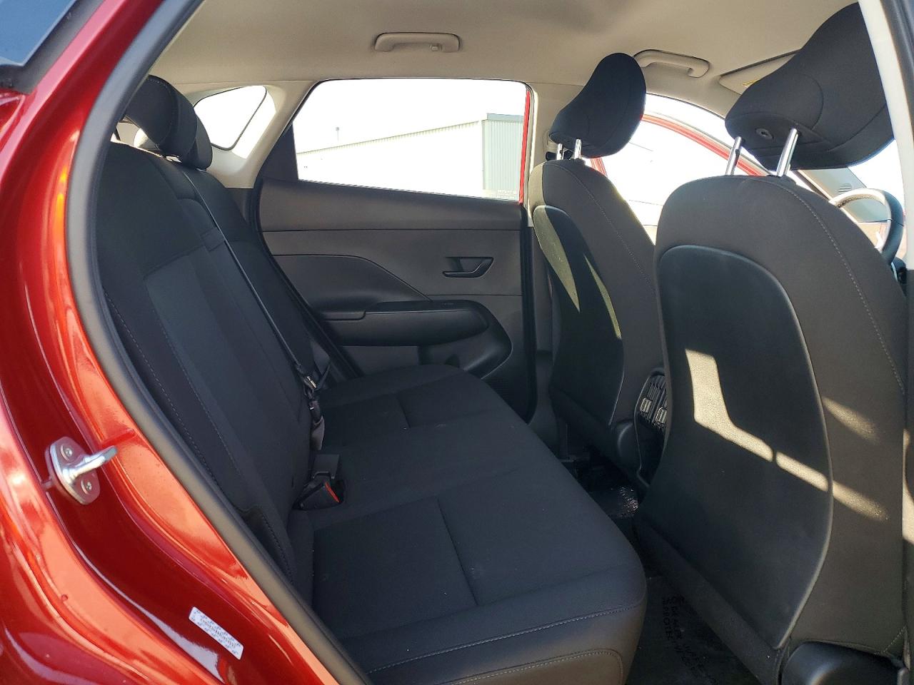 2024 HYUNDAI KONA SEL photo 11