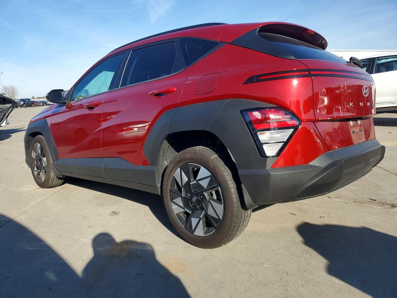2024 HYUNDAI KONA SEL photo 2